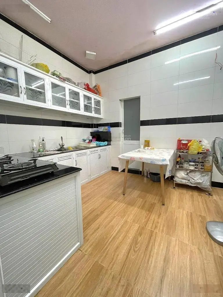 Mặt tiền hẻm 8M - Chỉ 6.X Tỷ - Gần Kinh Dương Vương - 4 tầng - 4 x 12m - đường 8m - BX Miền Tây