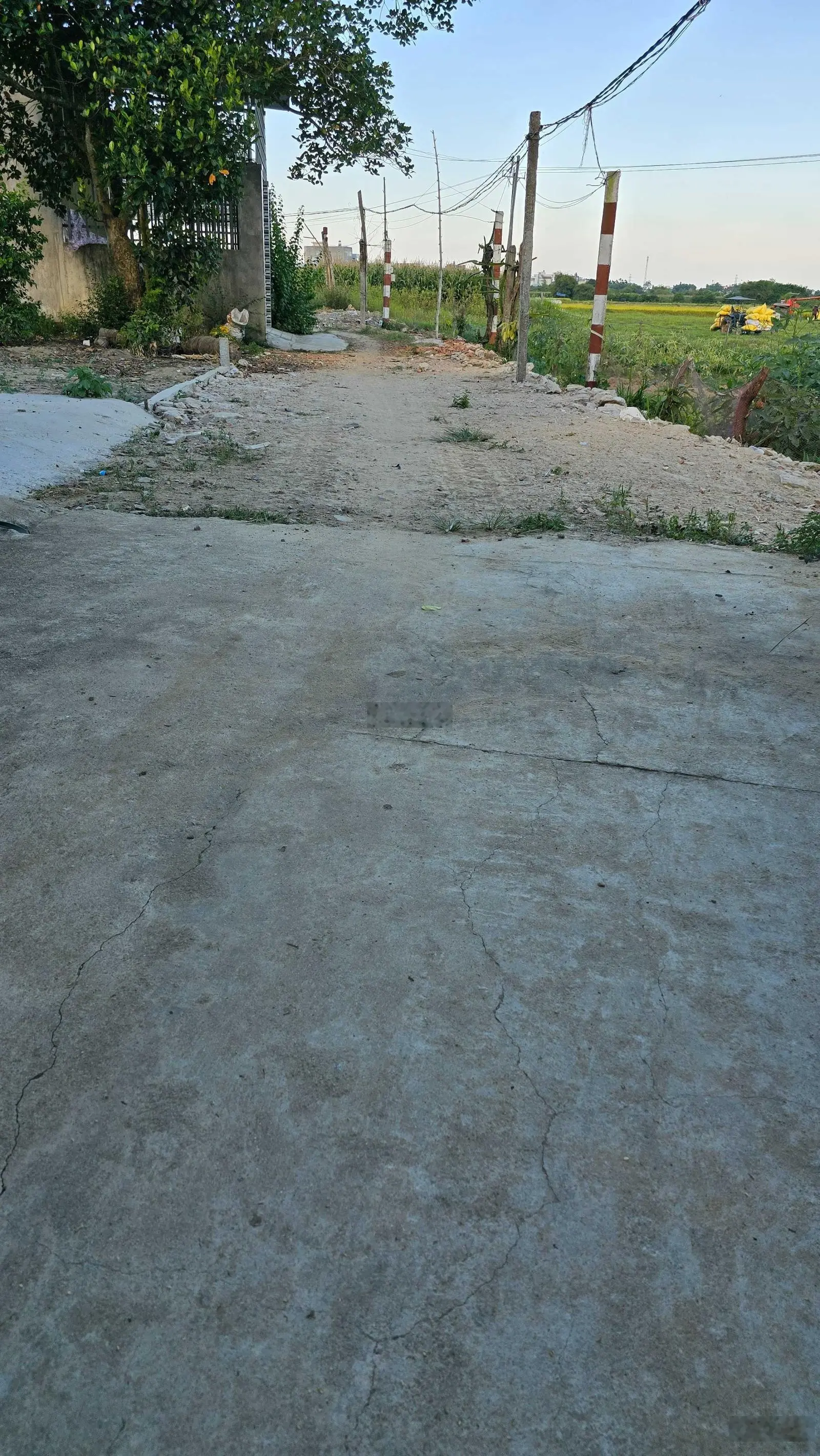 Bán đất hẻm Trường Chinh, cạnh trước Quốc Tế