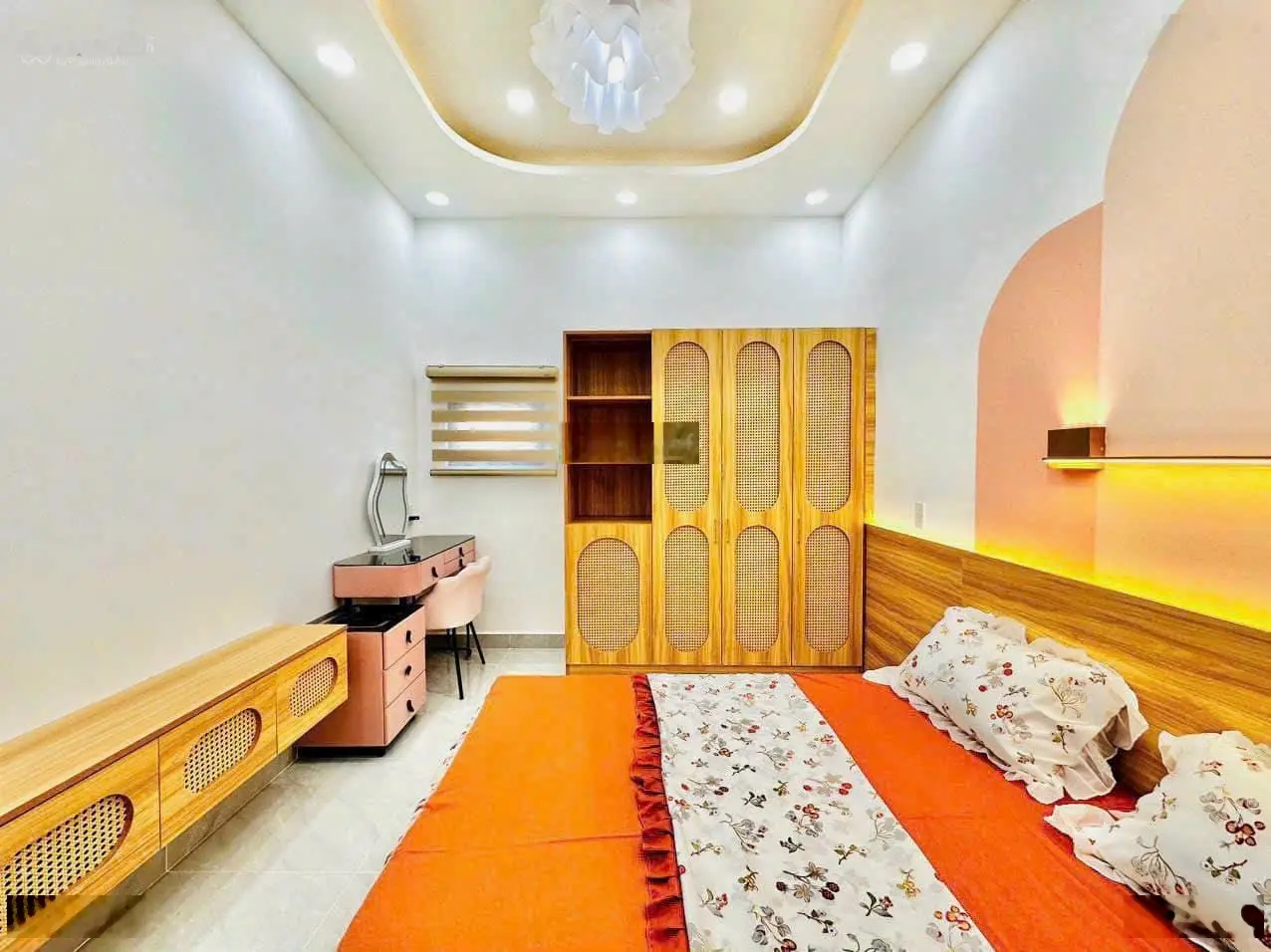 Nhà 51m2 hẻm 5m Dương Bá Trạc, P1, Q8 gần trường Rạch Ông giá 2 tỷ 250. Xây 1trệt 2lầu,sổ hoàn công