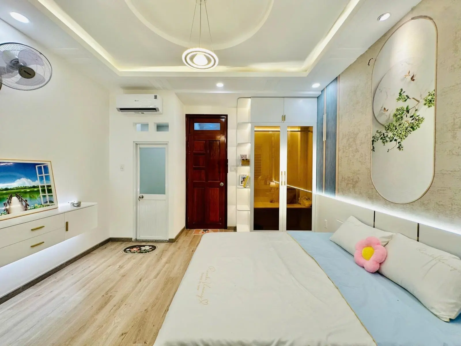 Nhà đẹp hẻm xe hơi đường Quang Trung, P14 Gò Vấp, 4,25 x 13m, 4 tầng, 4 PN, 5WC, 6,98 tỷ TL.