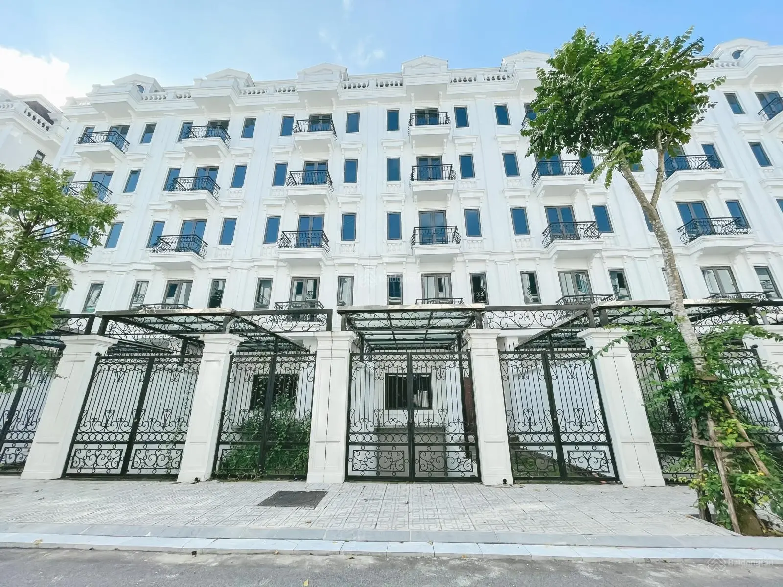Bán 01 suất ngoại giao shophouse mặt đường 60m dự án Kiến Hưng Luxury - Hà Đông xây 6 tầng