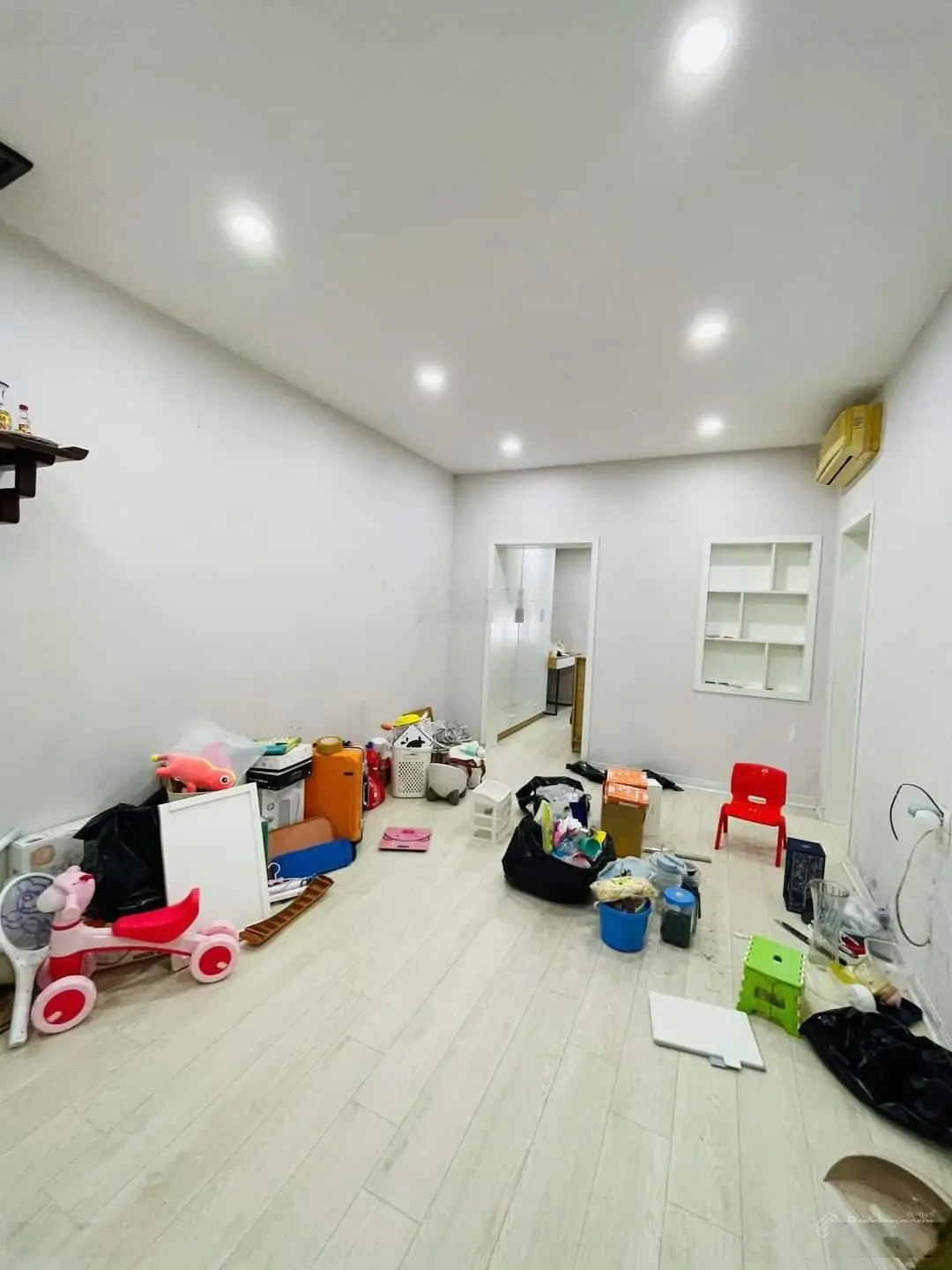 Bán nhà tập thể Vĩnh Hồ, Đống Đa, lô góc 55m2, 2 ngủ, 2 thoáng, 2.55 tỷ