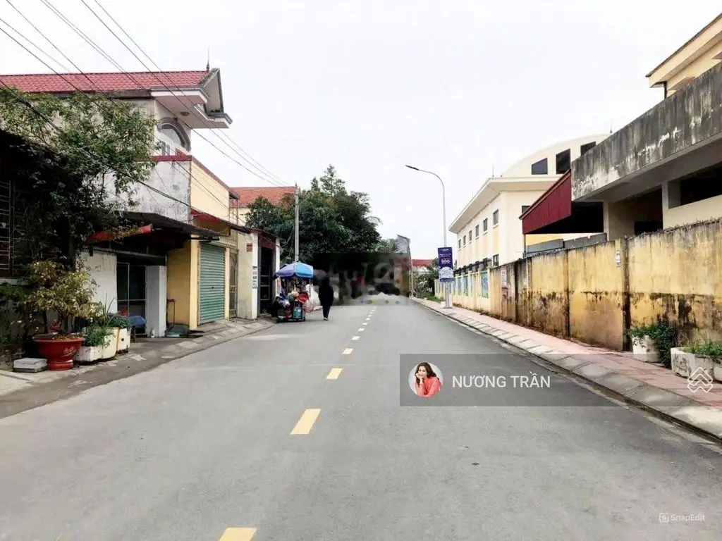 Bán 2 lô đất mt đường nhựa lớn - dân đông- sát ql13 -giá 3,5 tỷ(tl).