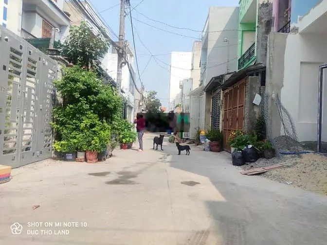 Diện tích to giá nho nhỏ 6.6x17m, bán nhà TL22 Thạnh Lộc gần Ngã Tư Ga