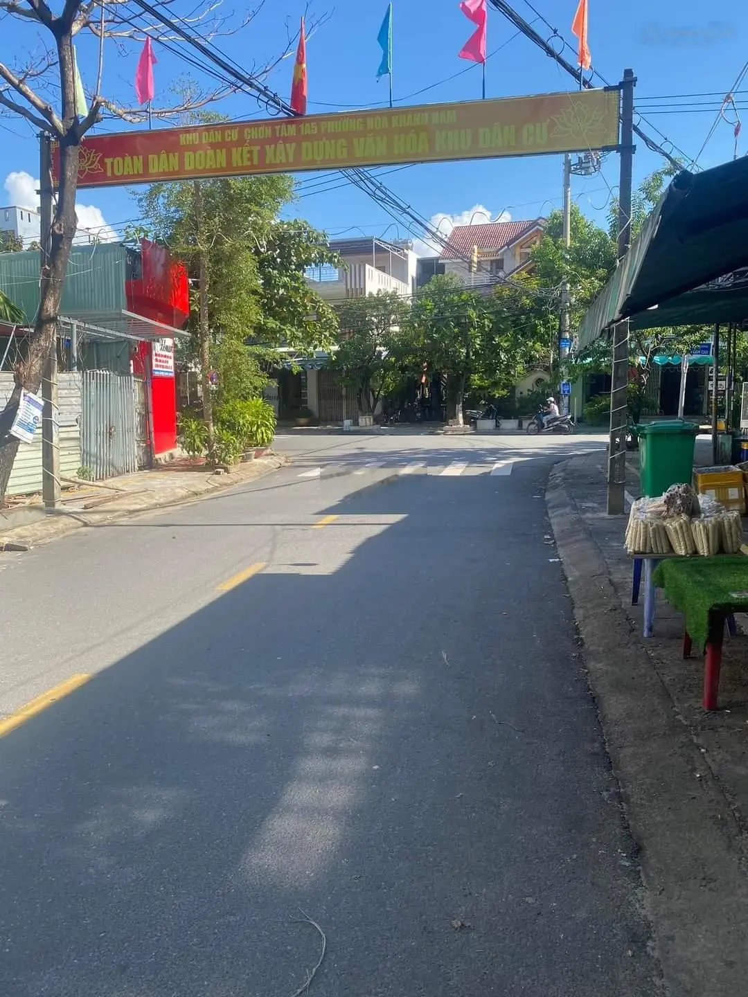 Bán đất mặt tiền đặng dung vị trí kinh doanh . Xát chợ hòa khánh .liên chiểu . Đà nẵng