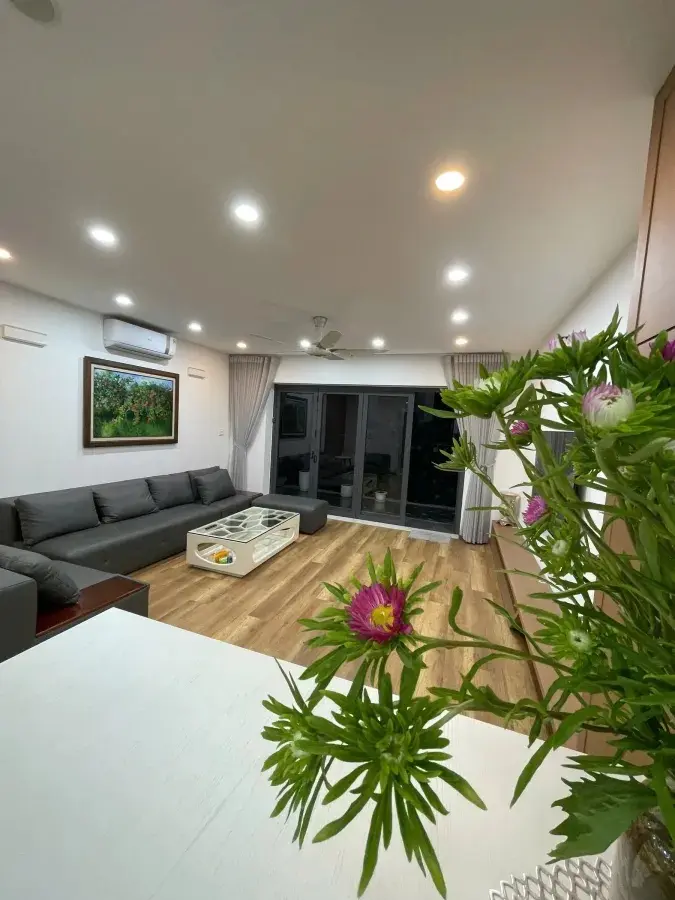 Chính chủ cần bán nhanh LK ngõ 38 Xuân La, Tây Hồ 86m2 5T thang máy, MT 5m, ô tô KD, giá thiện chí