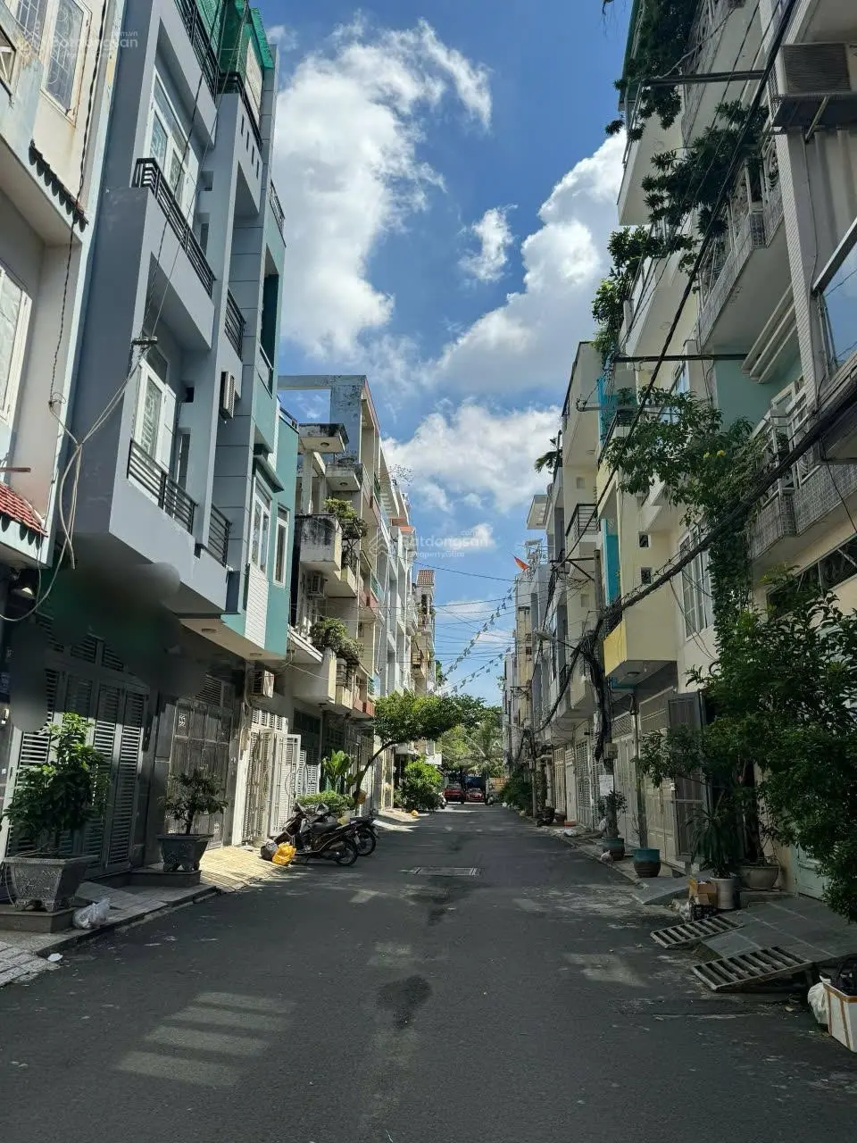 Bán nhà ngang khủng 8m ngay Phan Văn Trị P. 11 Bình Thạnh, gần 120m2 cực đẹp