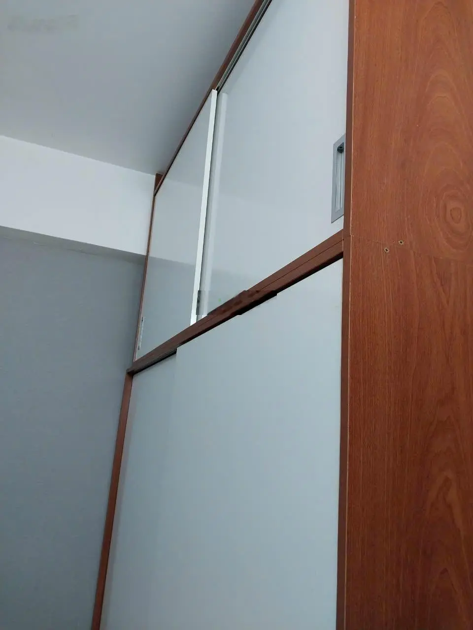Kẹt tiền bán gấp căn IDICO Tân Phú 2PN tặng lại nội thất giá 1,68tỷ thương lượng. LH 0933 734 *** Duy