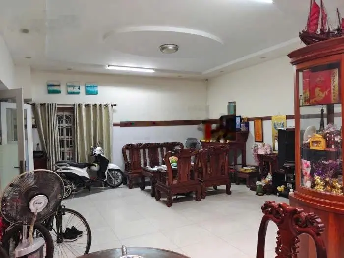 Lô góc 2 mặt tiền, hẻm xe tải tại Dương Đức Hiền, Tân Phú, 6.3 X 10,5m 60m2 chỉ 7.7 tỷ
