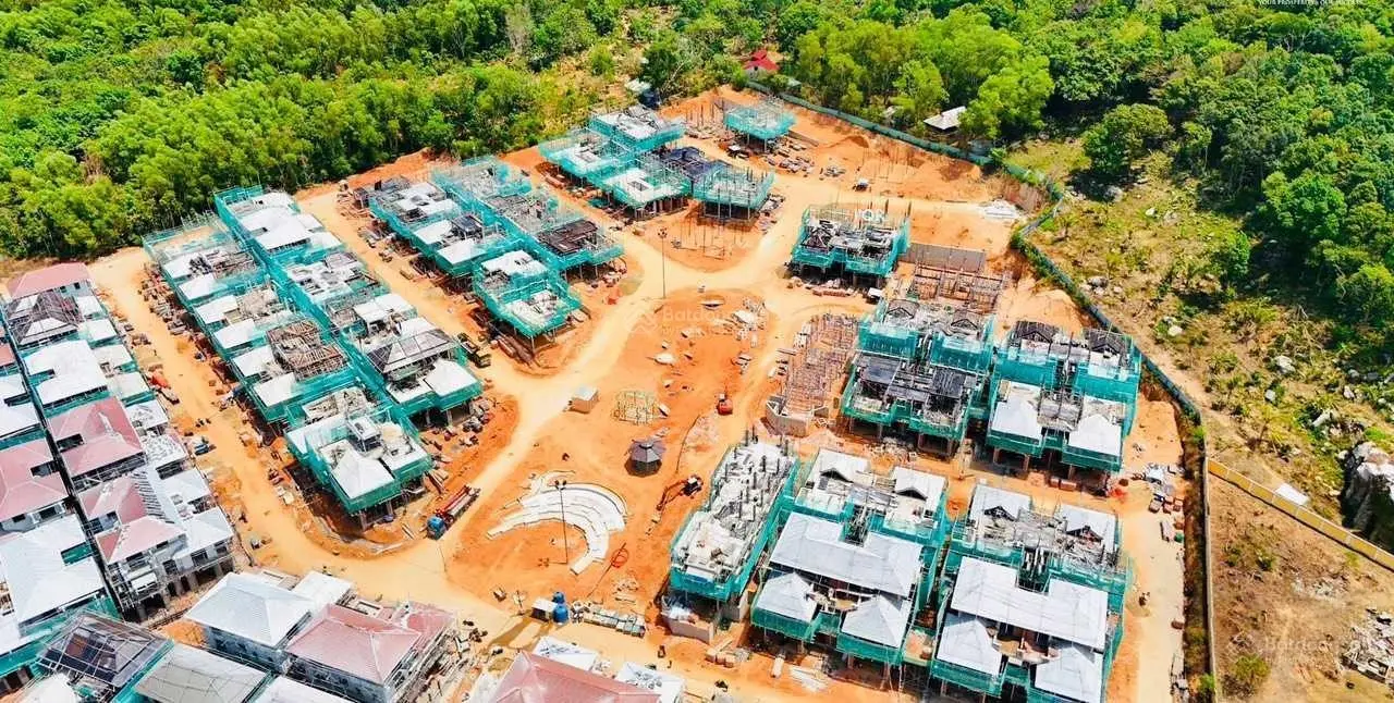 Bán cắt lỗ tứ lập trực diện công viên chỉ 14 tỷ, gia lộc mạnh cho khách thiện chí, 0365 729 ***
