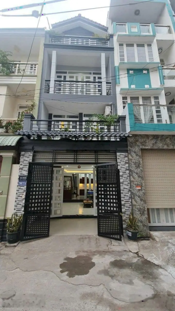 Bán nhà Tô Ngọc Vân, Q12 DT: 4 x 14.5m SHR, hoàn công đủ, xe hơi ngủ trong nhà. Vị trí đẹp