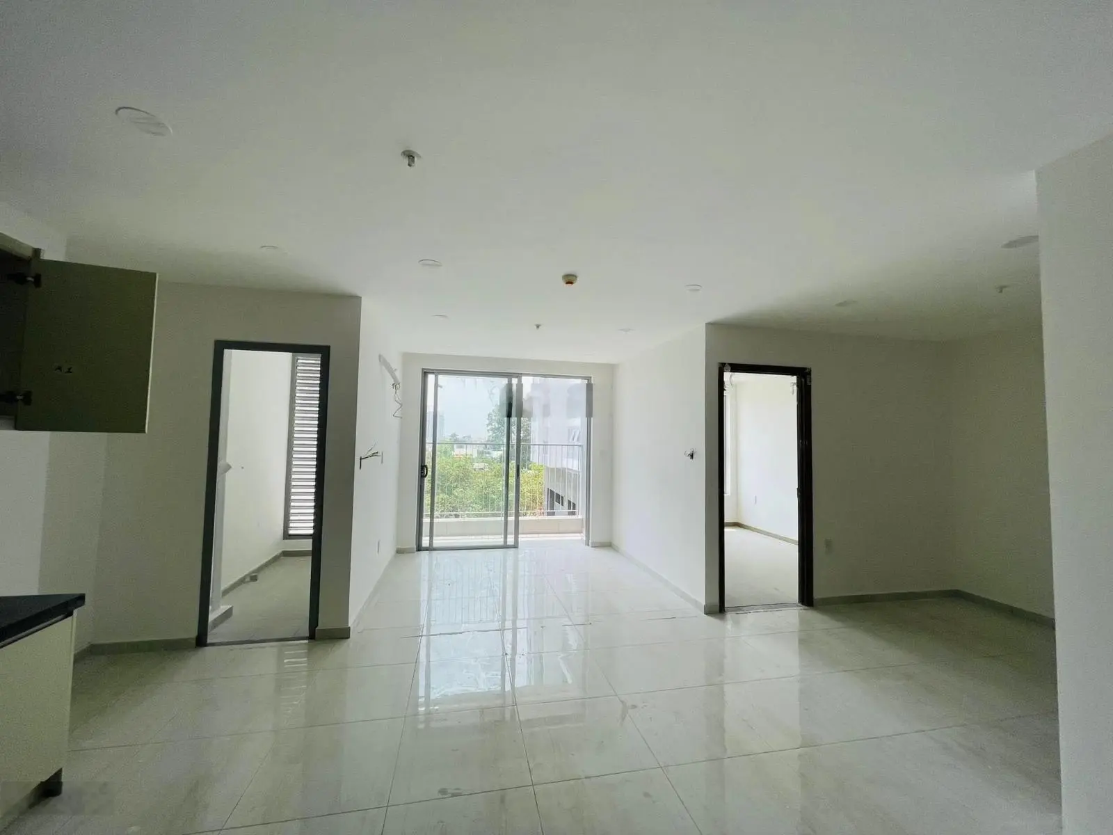 Bán chung cư Happy One Central 69m2 full nội thất từ CĐT bàn giao, xịn đẹp chỉ 2tỷ450