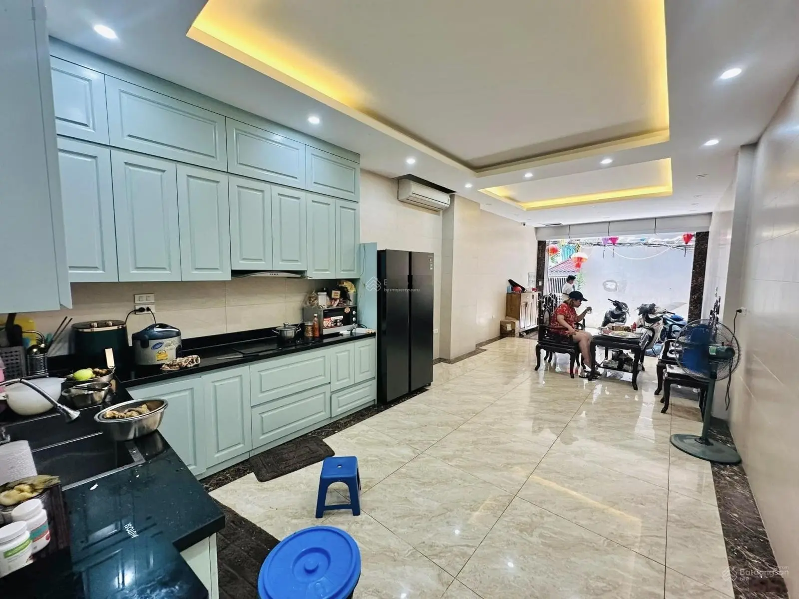 Bán nhà Đường Tôn Đức Thắng 20m Ra Ô Tô Tránh Ngõ Thông 55m2 5 Tầng 1 Tum Thang Máy