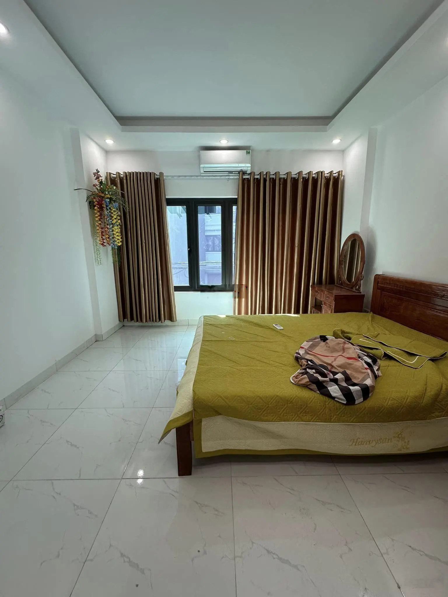Bán nhà đẹp, cách 1 nhà ra mặt phố Phùng Hưng, Quận Hà Đông, 40m2 4 tầng, nhỉnh 6 tỷ