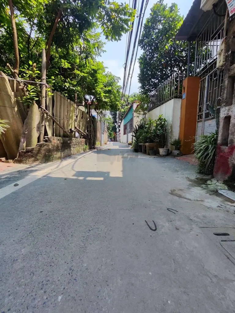 Bán 4 lô đất thạch bàn 34.6m2 mỗi lô . - mặt ngõ oto đậu cửa