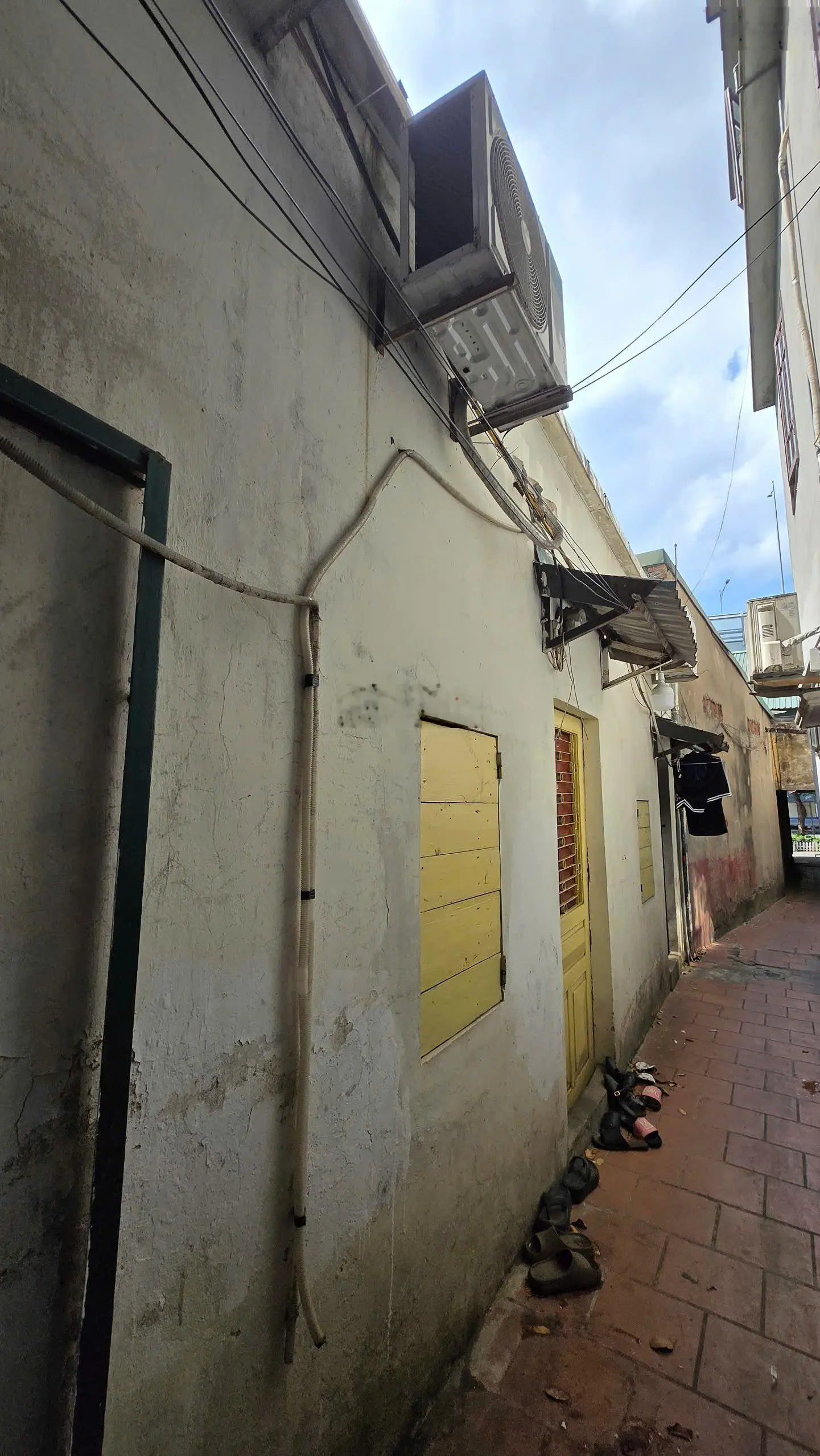 Bán gấp NP mặt phố Minh Khai, 54,5 tỷ, 183m2, 10PN, 5WC, view đẹp