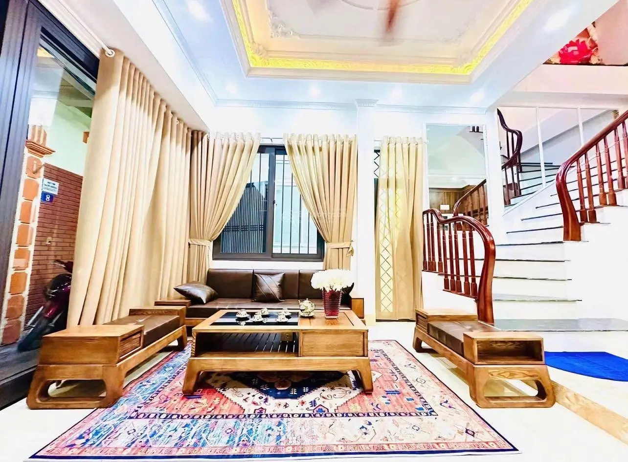 Nhượng lại nhà Kim Ngưu, nhà kinh doanh được, 42m2, hơn 6 tỷ (gặp trực tiếp thương lượng)