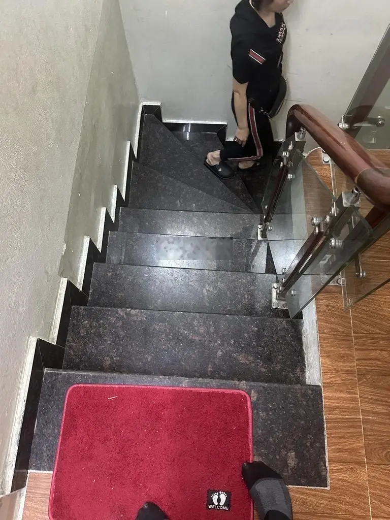 Bán nhà Nguyễn Quý Đức - Thanh Xuân kinh doanh đỉnh, đối diện trường học, vỉa hè rộng ô tô