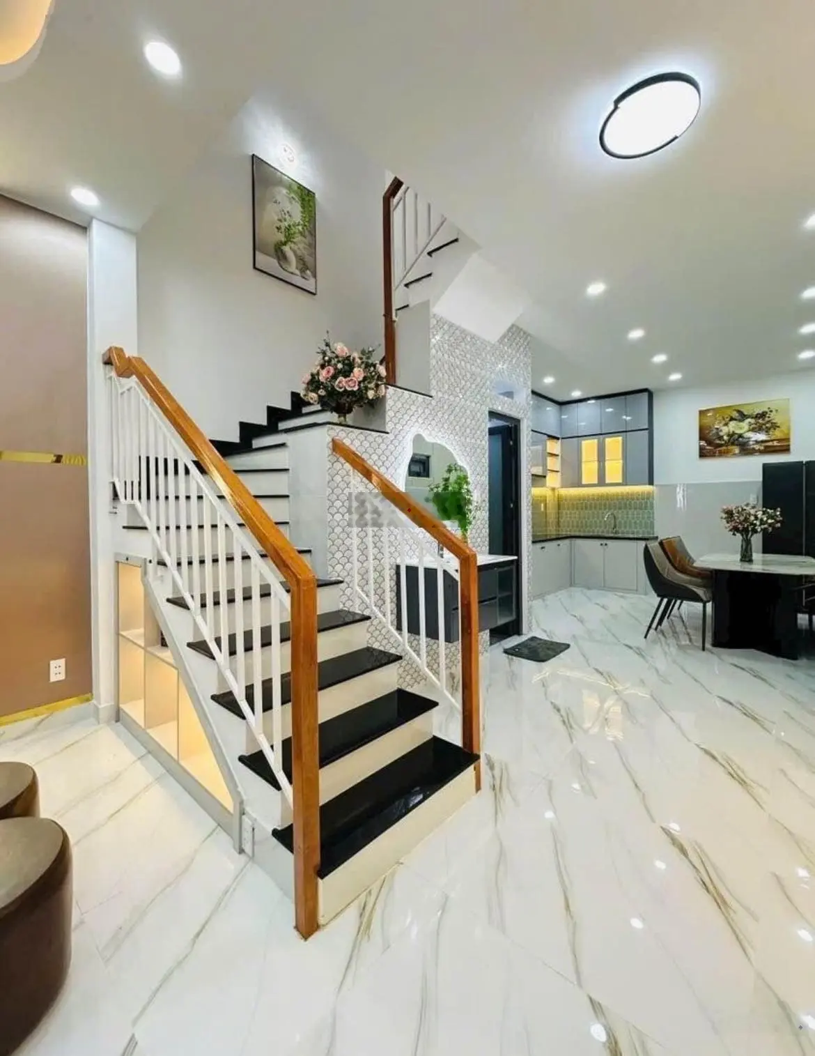 [SANG TÊN NGAY TRONG NGÀY]Nhà 673 Nguyễn Kiệm, Phú Nhuận 2tỷ90(50,8m2, SHR).Hẻm ôtô chống ngập nước