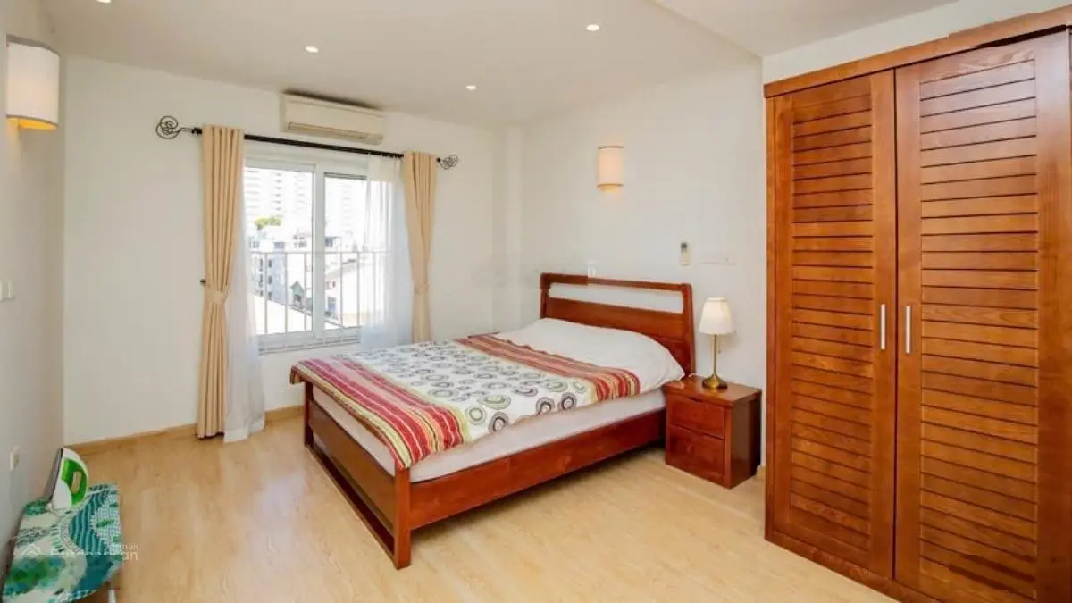 Vị trí độc nhất ba mặt thoáng cực hiếm, mặt phố quảng bá, mặt tiền lớn, giá siêu đẹp, đầy đủ gpxd.