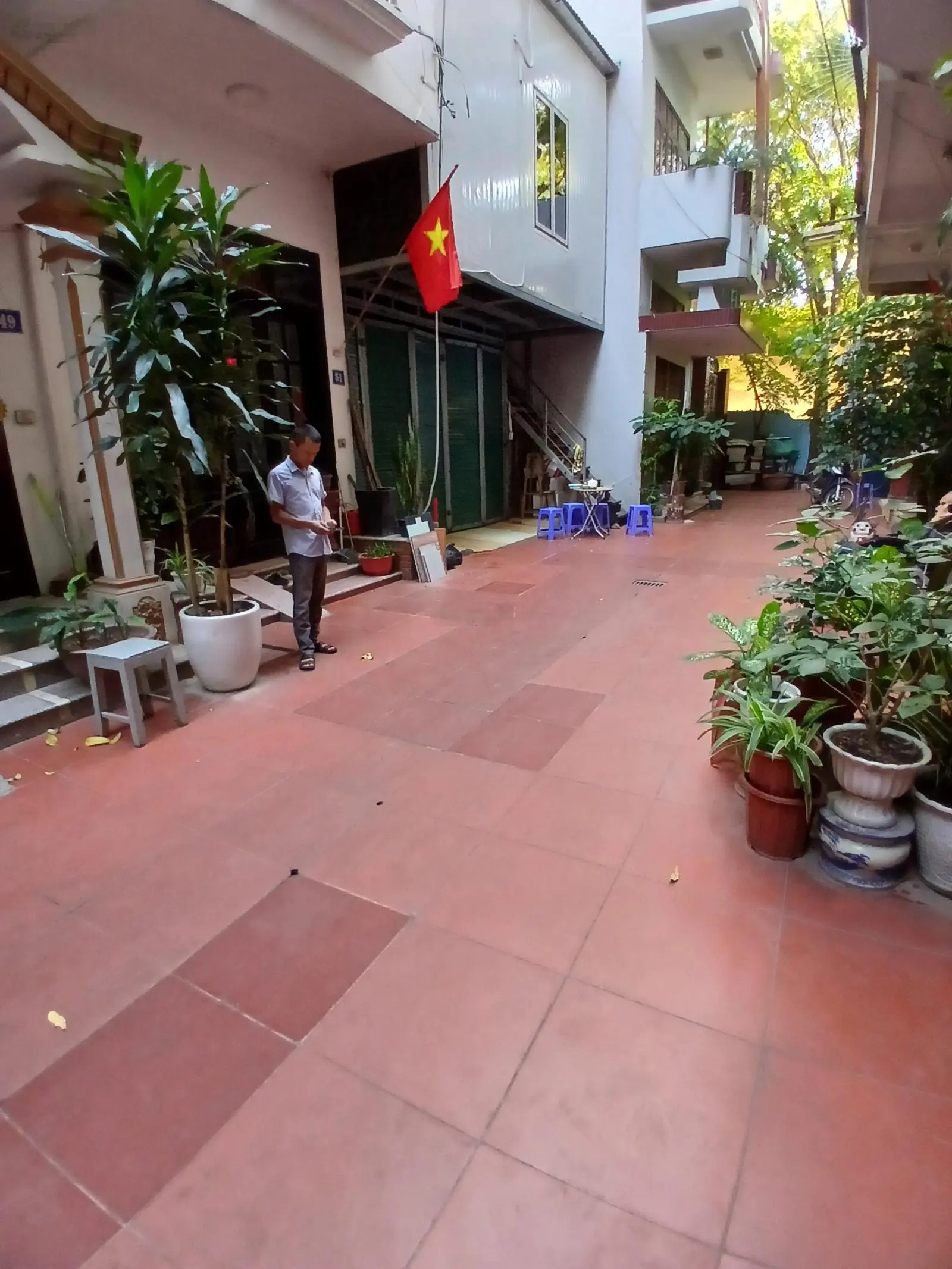 Nhà hiếm dân xây Ngô Gia Tự - ô tô đỗ cửa - thang máy chờ sẵn - 50m2, 4 tầng, giá nhỉnh 6 tỷ