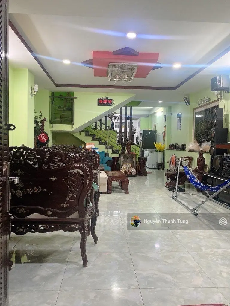 Mặt tiền đông hưng thuận quận 12 - 122m2, ngang hơn 5m, 3 tầng - sân rộng đậu 2 ô tô - nhỉnh 7 tỷ.