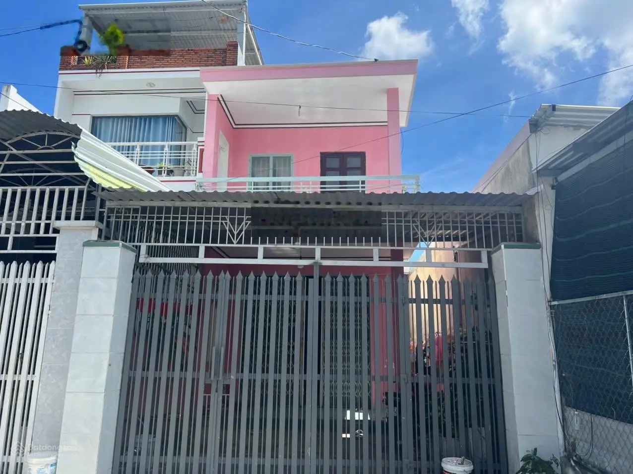 Nhà 2 Tầng, Chuẩn Sổ Hồng Trung Tâm Xã Phước Đồng, Nha Trang. Ngay Sau lưng UBND, gần chợ, trường