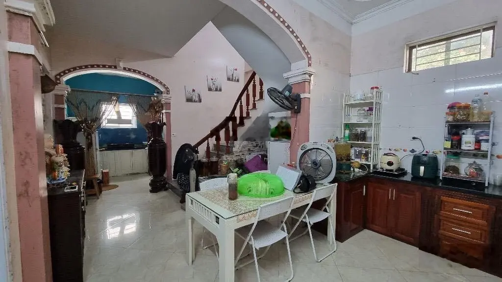 BÁN NHÀ NGUYỄN CÔNG TRỨ -HÀ ĐÔNG - DIỆN TÍCH KHỦNG - MẶT TIỀN LỚN - GIÁ TỪ THIỆN 92M 9TỶ