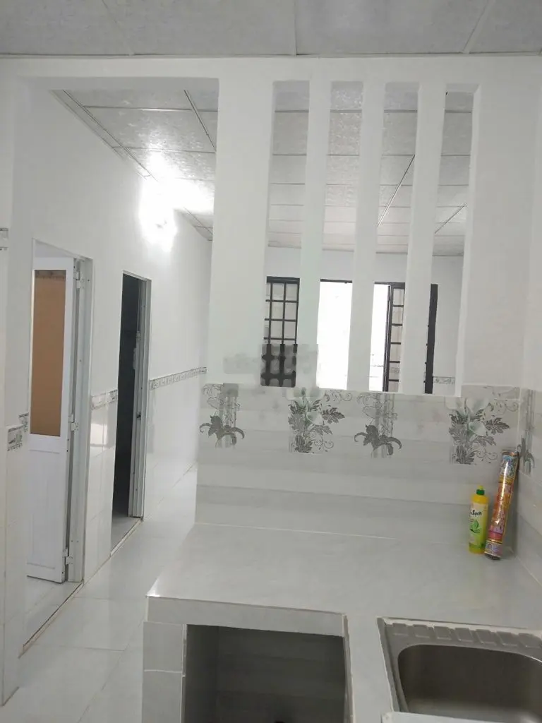 Cần bán căn nhà 2 phòng ngủ mới -giá rẻ ngay đại học lạc hồng-BLong