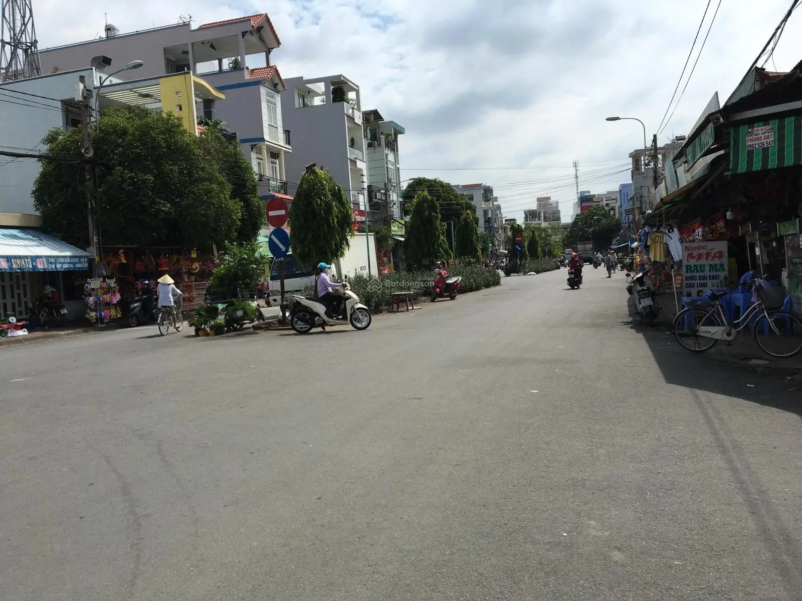 Nhà MT mặt tiền kinh doanh Đại Lộ 2, Phước Bình, Quận 9, DT 90m²/11.5tỷ TL