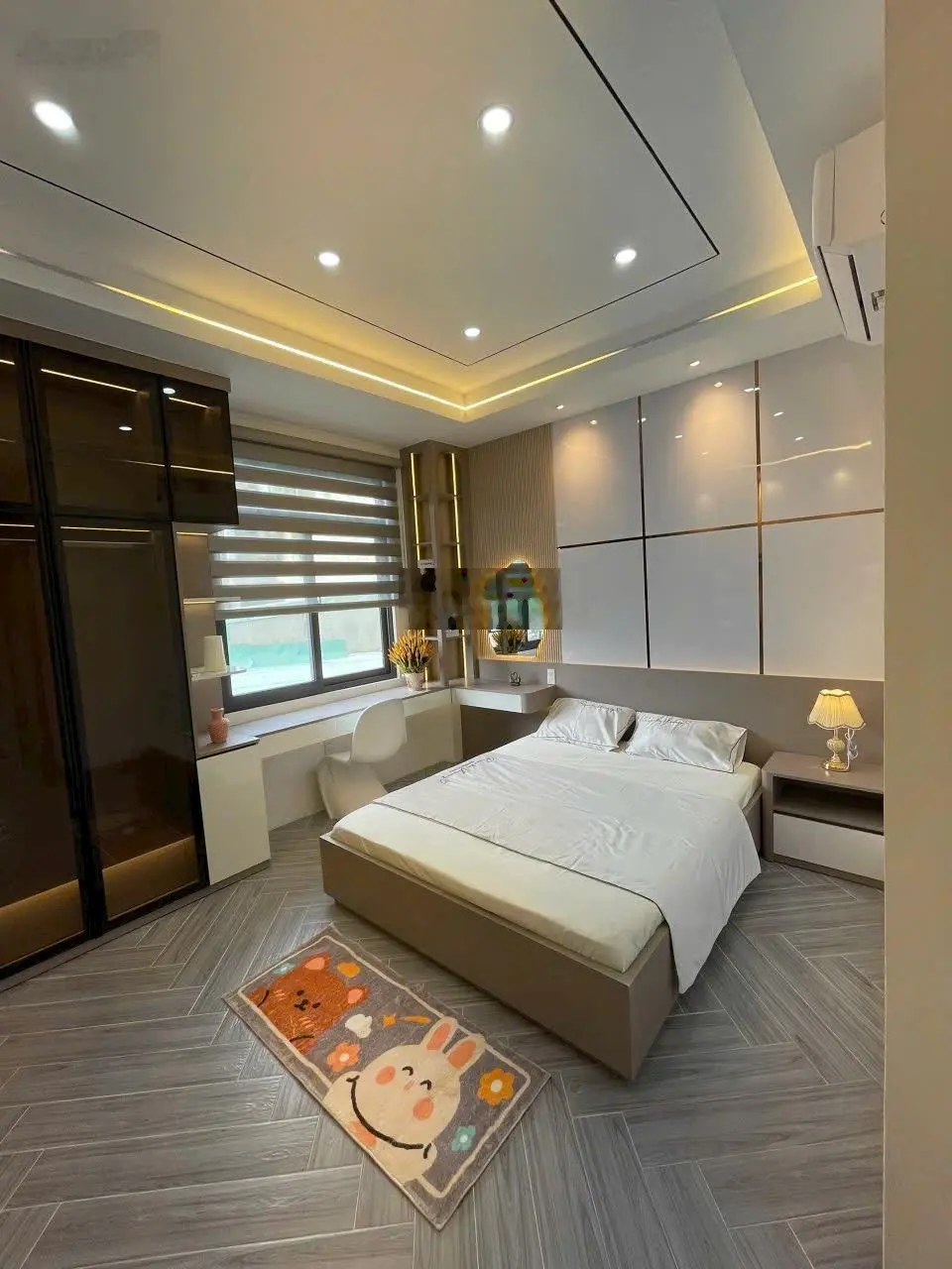 Nhà gần ngã tư ga - qua Gò Vấp 5 phút - trệt lửng 3 lầu - full nội thất