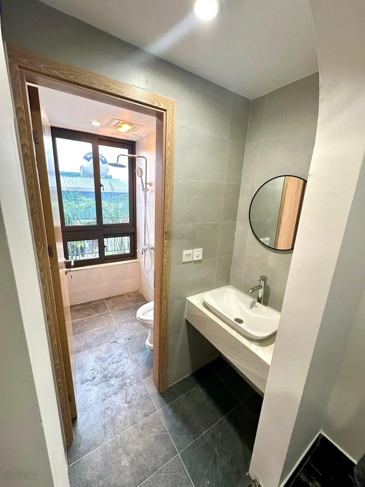 Bán nhà riêng tại Phố Trạm, 222 triệu, 36m2, view đẹp, uy tín, Long Biên, Hà Nội. Giá nhỉnh : 7Tỷ