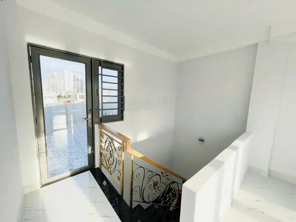 Bán nhà mặt tiền đường xe hơi khu biệt thự KDC Bông Sao, 6 tầng - lô góc - ngang 5, ko lộ giới, Q8