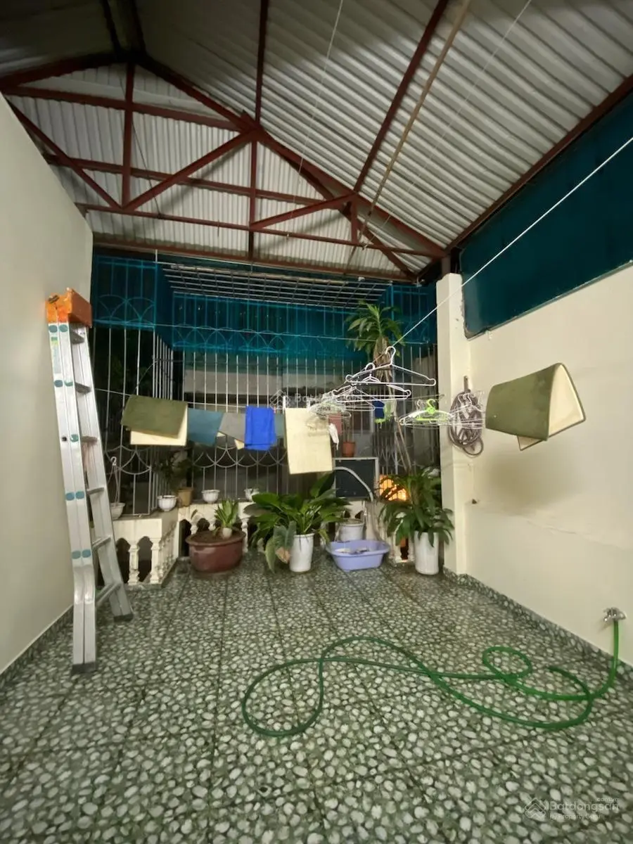 Bán Gấp nhà siêu hiếm Phùng Chí Kiên cầu giấy 45m2 x 4 tầng mặt tiền 7m phân lô ô tô đỗ cửa