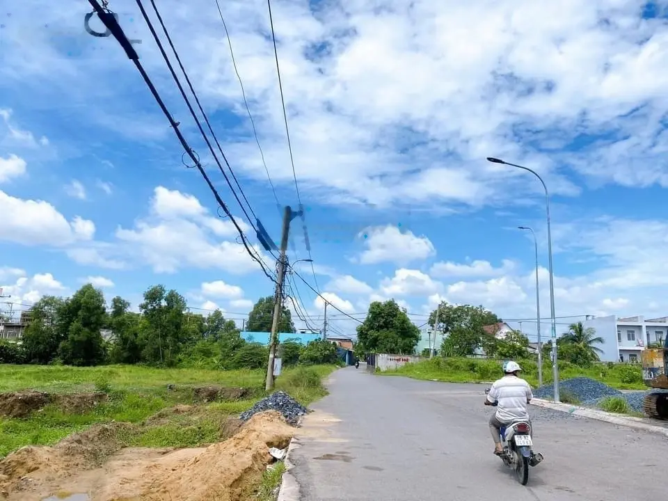 Kẹt vốn KD cần sang lại lô đất 140.4m2 đường Lê Thị Vui, Phước Hiệp, Củ Chi, đường 7m, SHR