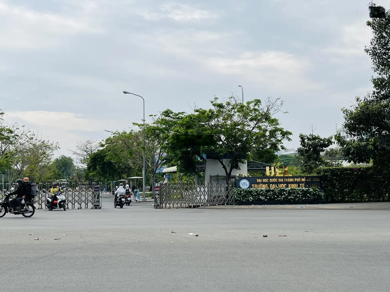 Bán 8 phòng trọ (145m2), gần ĐH Quốc Gia, Phạm Văn Đồng P. Linh Xuân