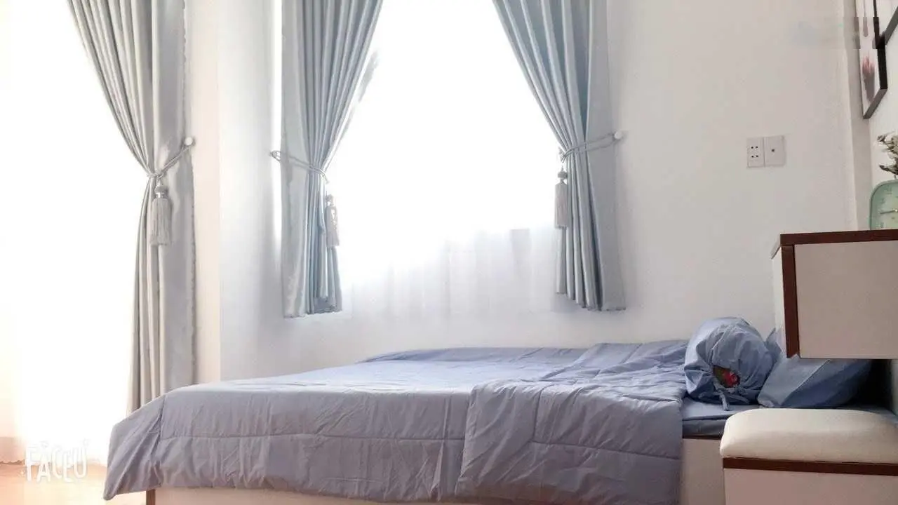 Cần bán nhà Bình Tân - Đường Bình Thành 2 lầu 2 bancol SHR full thổ cư