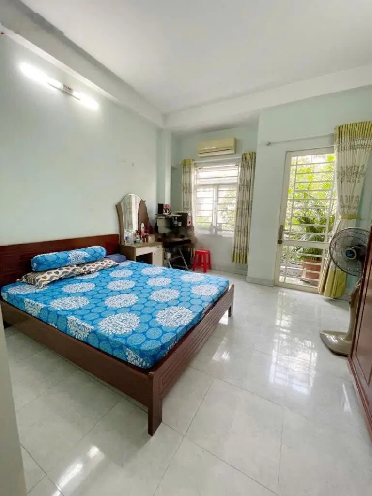 Nhà đẹp cứng 1 đời chủ! Hẻm xe hơi quay đầu 1/ thông Trần Bình Trọng 4x14m - 4 Tầng - 5PN. 8,9tỷ TL