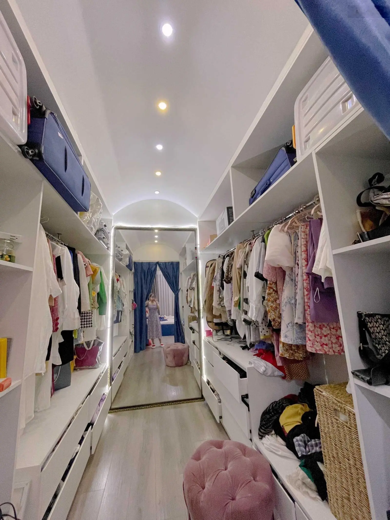 Nhà Mặt tiền 88m. Sát Bigc Go. Tp thủ Đức. Lh: 0909 290 ***