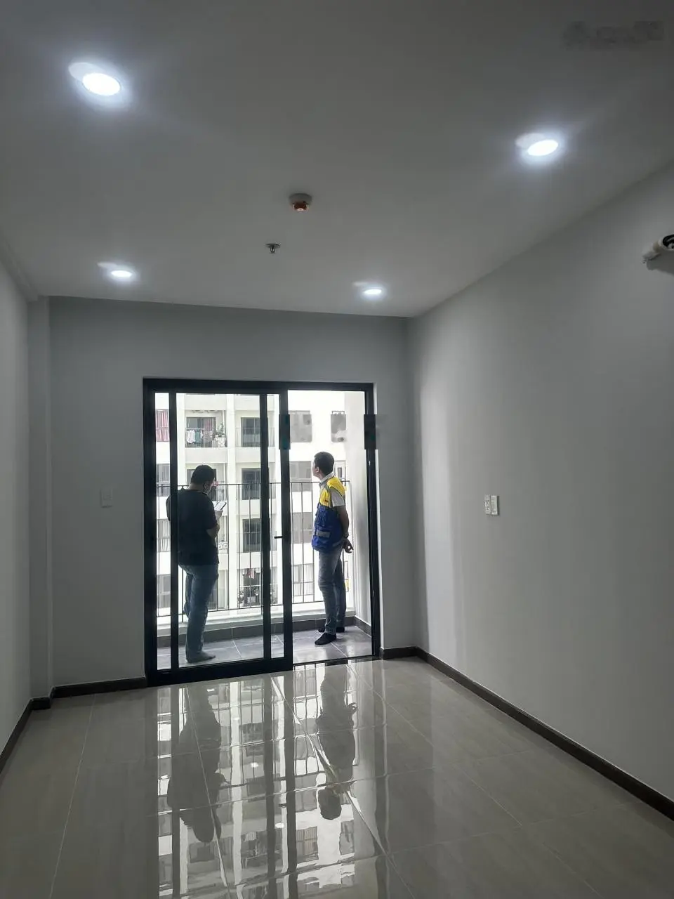 Chính chủ bán căn hộ góc Bcons Garden 2PN 2WC nhà hướng Nam siêu mát giá 1,45tỷ hỗ trợ vay 80% giá