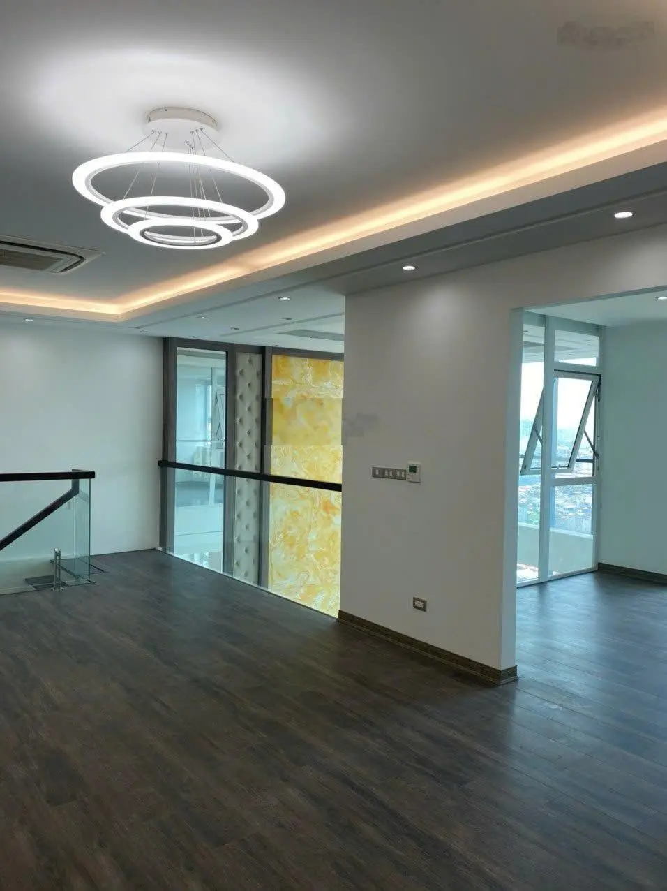 Chúng tôi đang cần bán căn hộ 80m2 BC ĐN ở dự án Garden Hill giá chỉ 4 tỷ để chuyển đổi nhu cầu