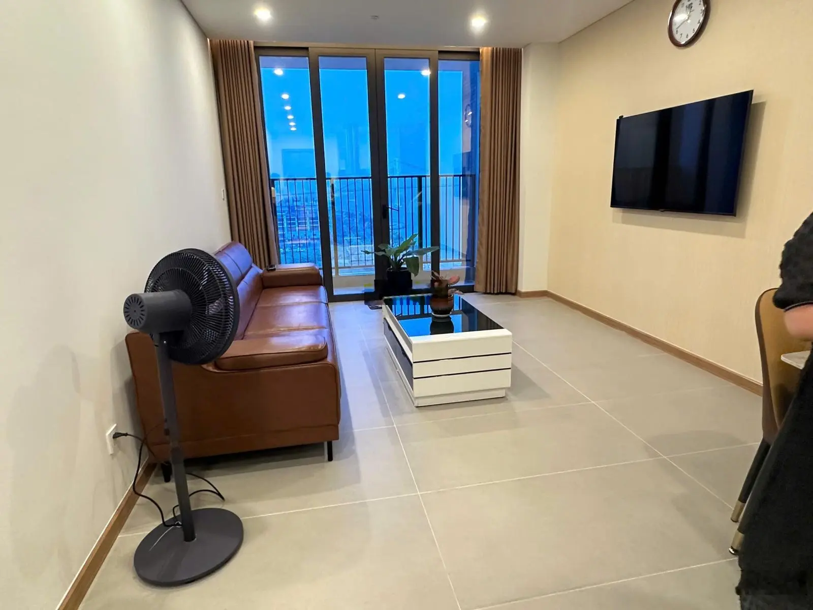 Cực hiếm - Bán căn hộ 2PN 68m2 Sam Tower tầng 16, view sông Hàn, TT Đà Nẵng - Sổ đỏ lâu dài