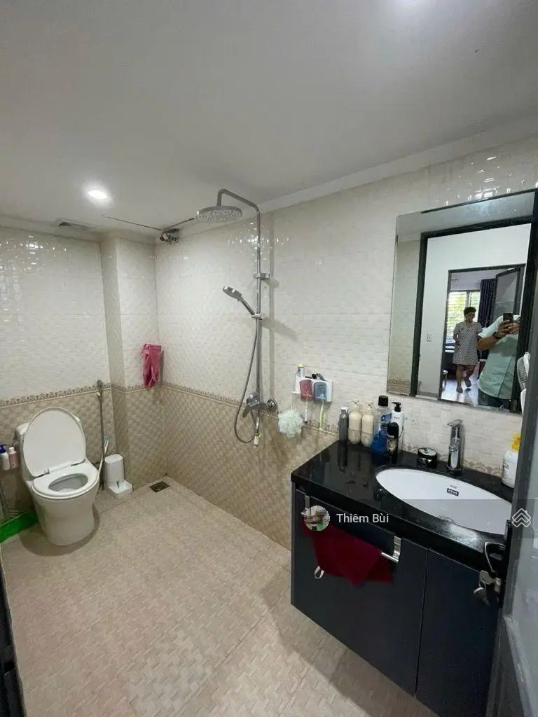 Cần bán gấp nhà dân xây Phố Trạm, ô tô đỗ gần giá chỉ 5.6 tỷ