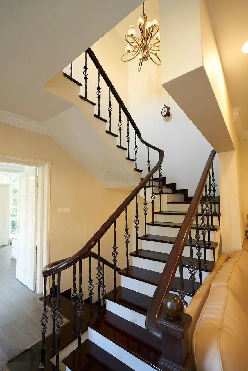 Bán biệt thự khu đô Thị Nam Thăng Long, Tây Hồ: Diện tích 296m, mặt tiền 33m, 3 tầng. Cực Hiếm