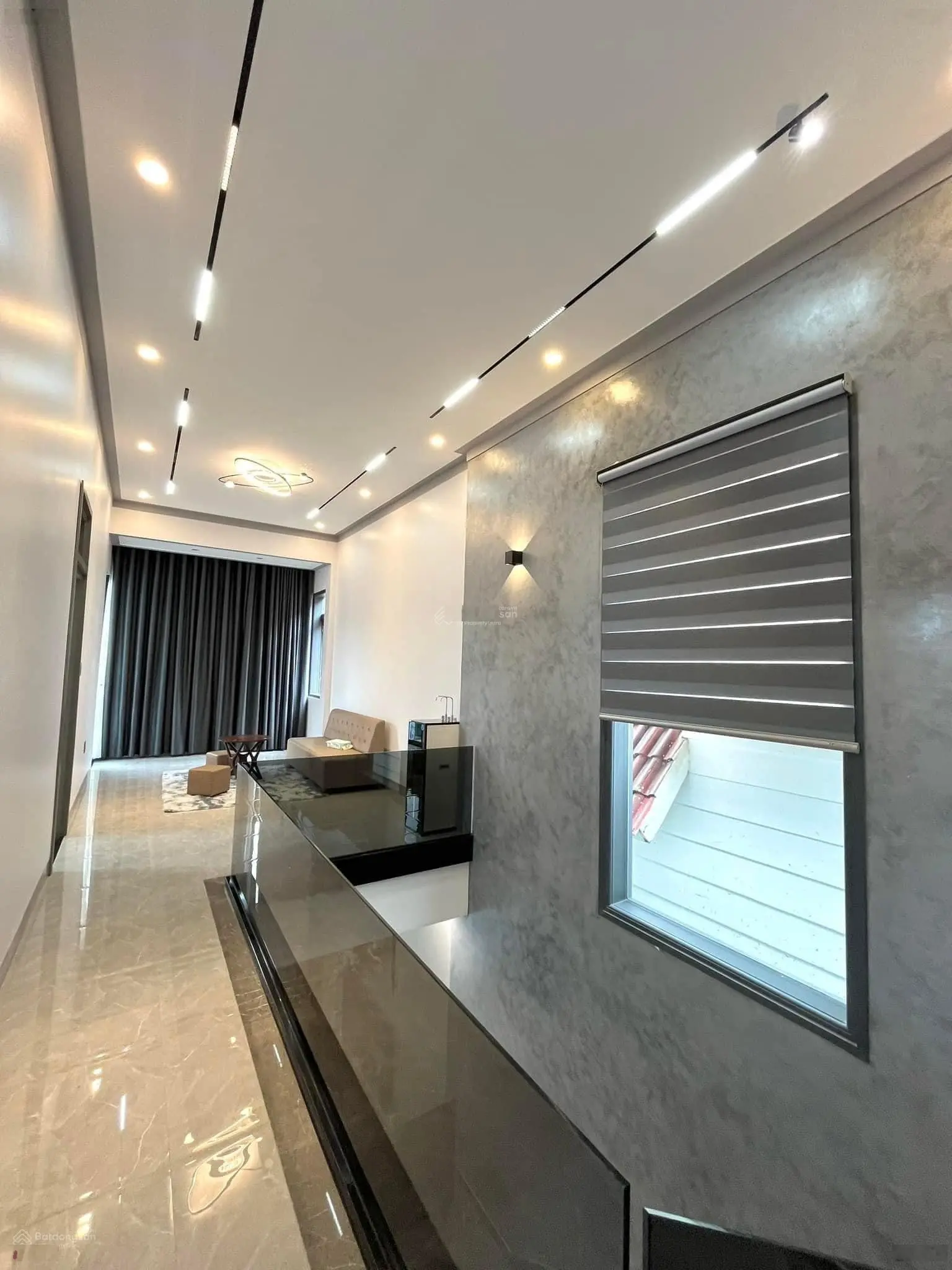 Chỉ 4 tỷ 6 có nhà 70m2 (5x14) - Full nội thất - Có Gara ô tô - Đẹp mê ly - Trung tâm Quận Bình Tân