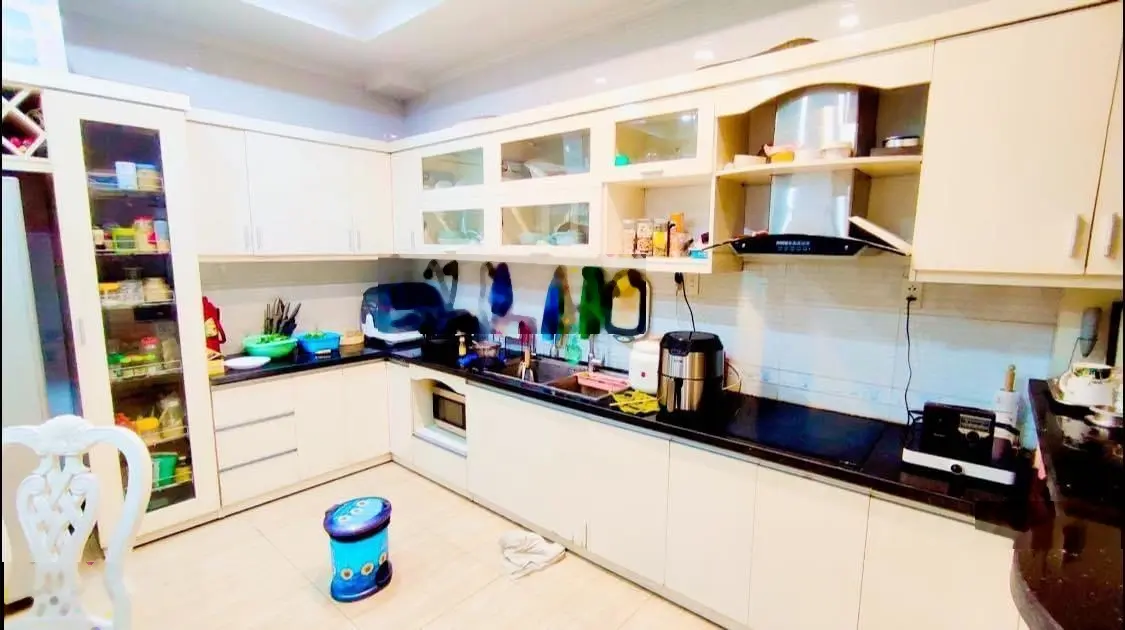 Bán nhà biệt thự cổ đẹp hết ý, diện tích khủng cách đường ô tô 30m 140m2/3T/13m MT nhỉnh 15tỷ có TL