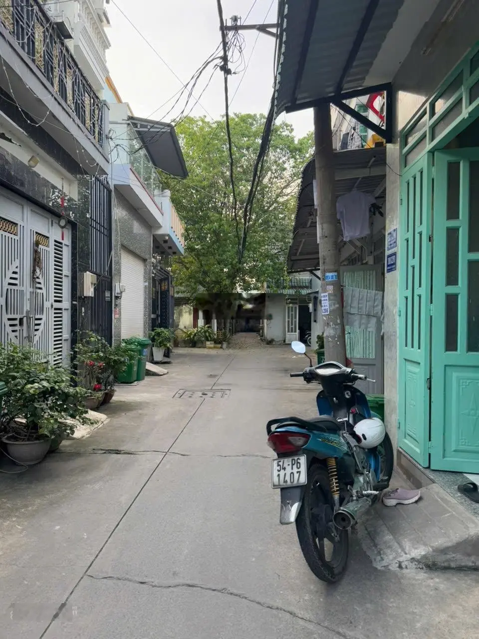Nhà sổ hồng riêng Quận 12 giá chỉ hơn 2tỷ chút xíu