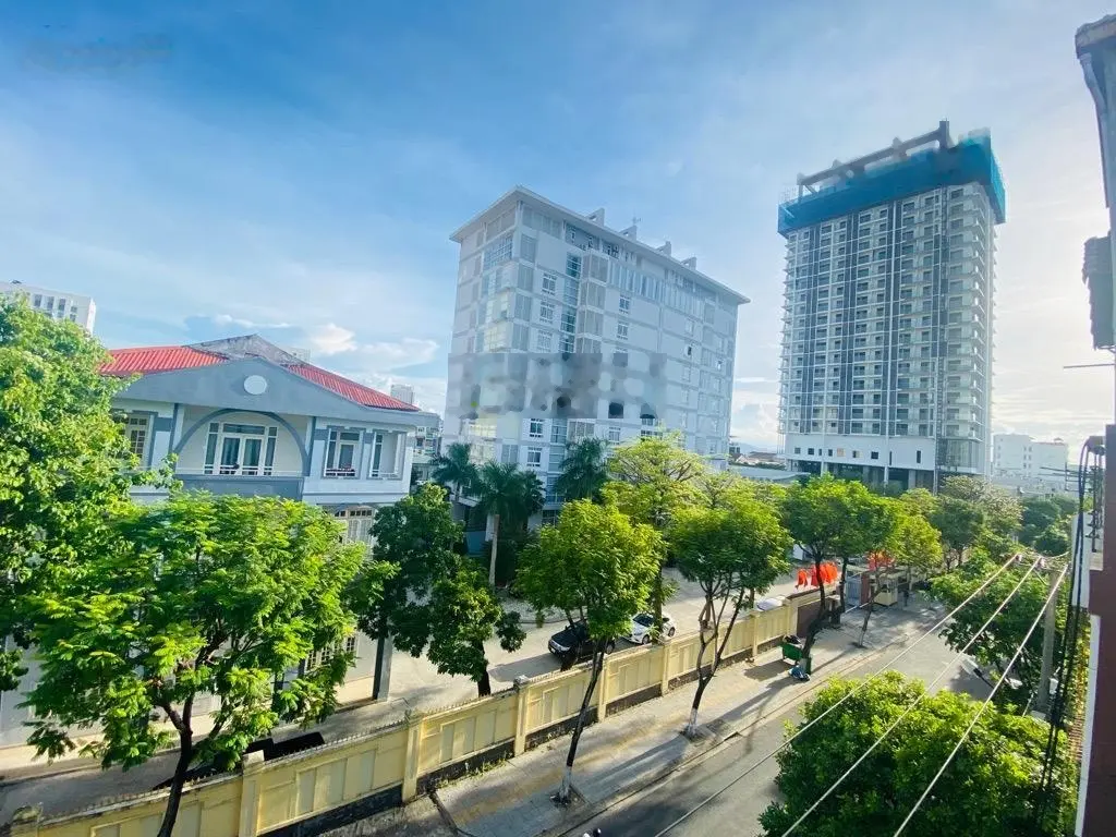Nhà 3 tầng cần bán nhanh- TT TP Đà Nẵng- Lý Tự Trọng, ngay góc Đống Đa- Nhà mới vào ở ngay- DT 70m2