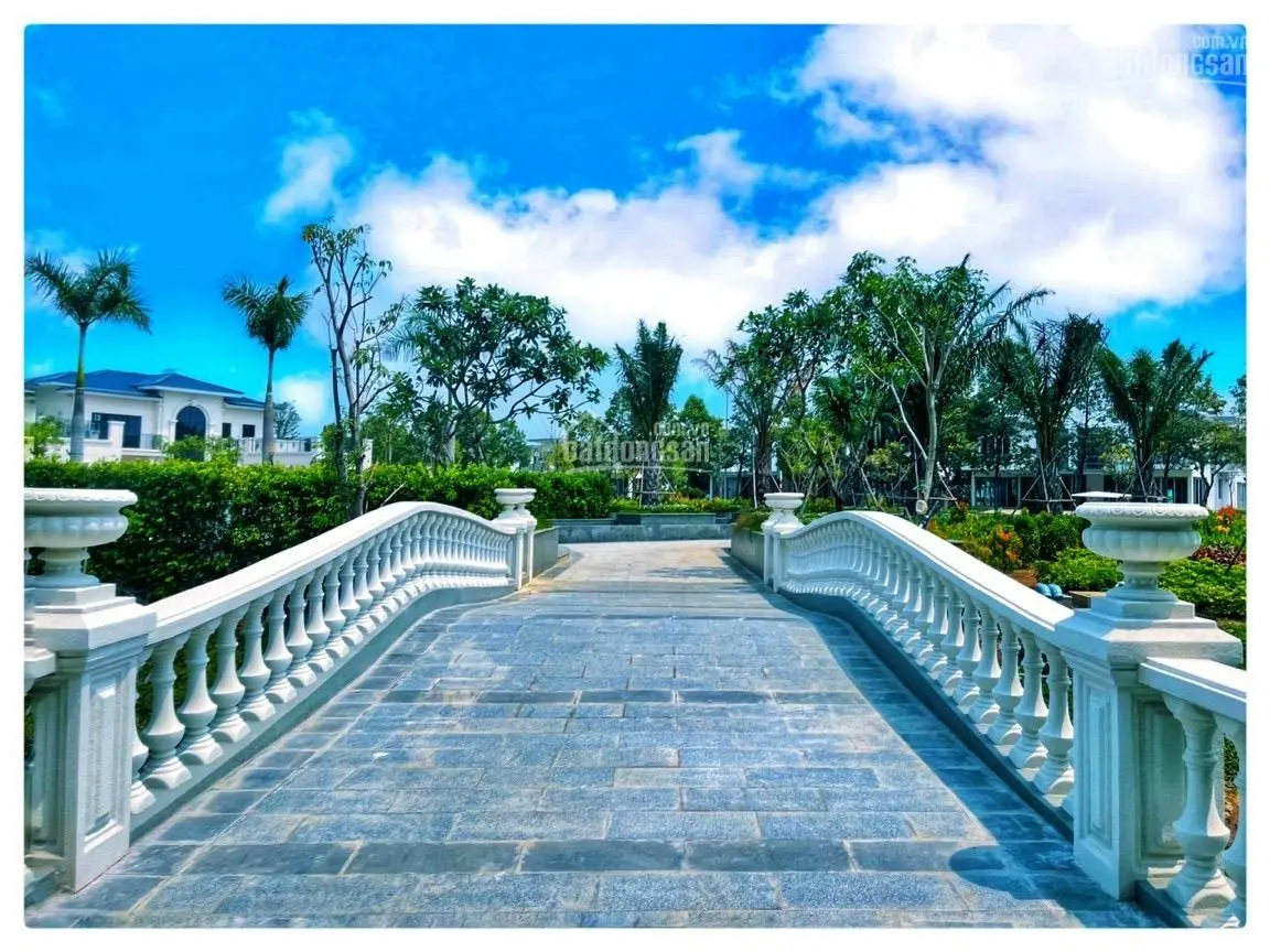 Chính chủ bán biệt thự song lập giá 9 tỷ tốt nhất SwanBay, vị trí rất đẹp gần cổng & clubhouse