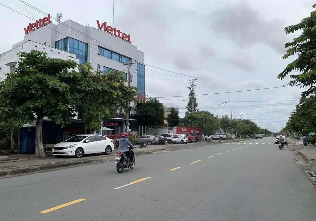 Bán đất 982m2 mặt tiền đường nguyễn văn tư